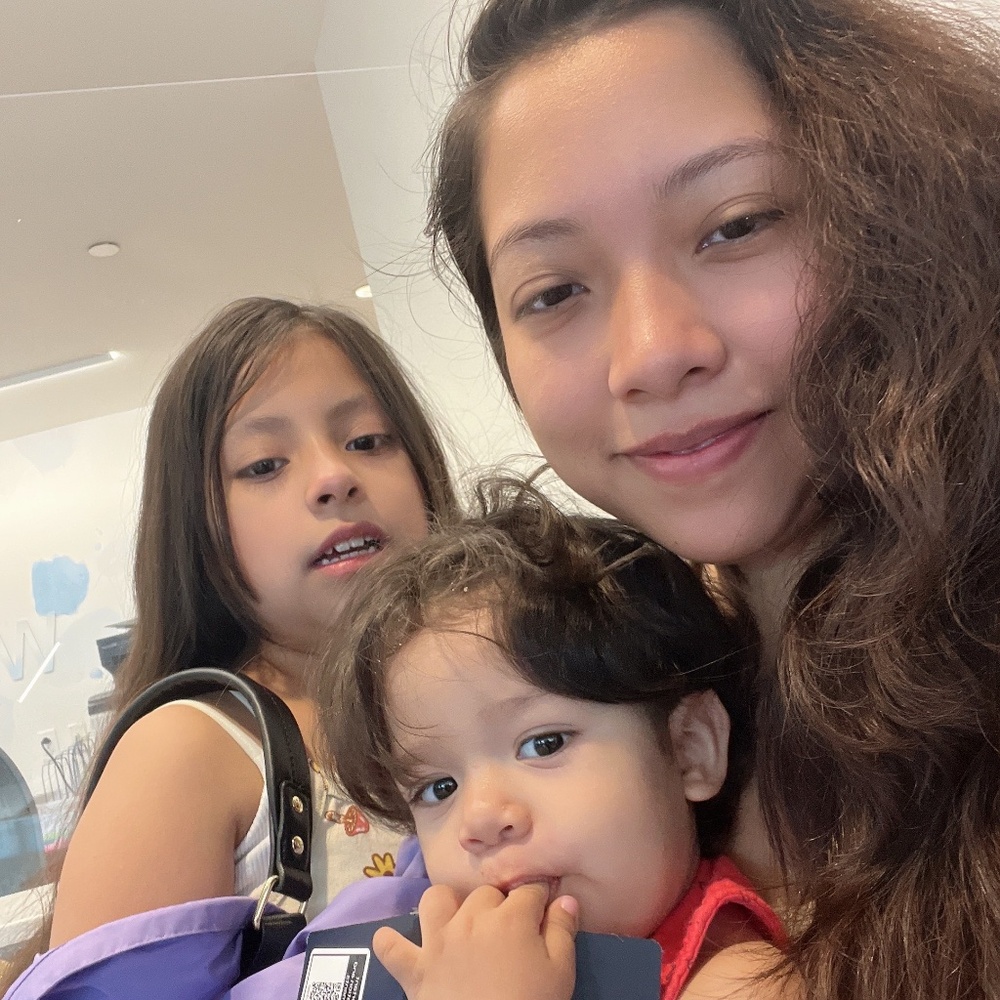 Meet your Posher, Cintia